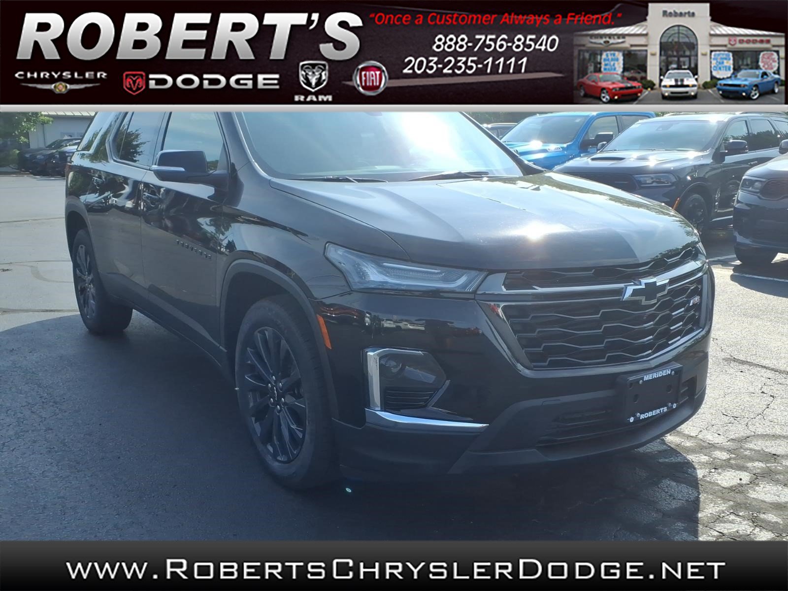 Used 2023 Chevrolet Traverse RS