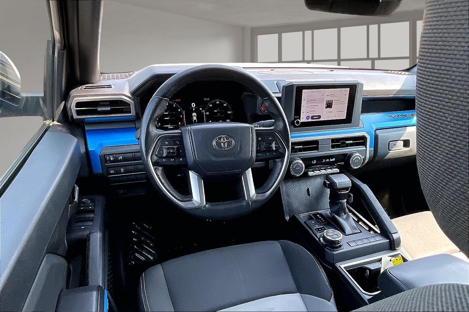 Used 2024 Toyota Tacoma TRD Off-Road AWD/4WD image 9
