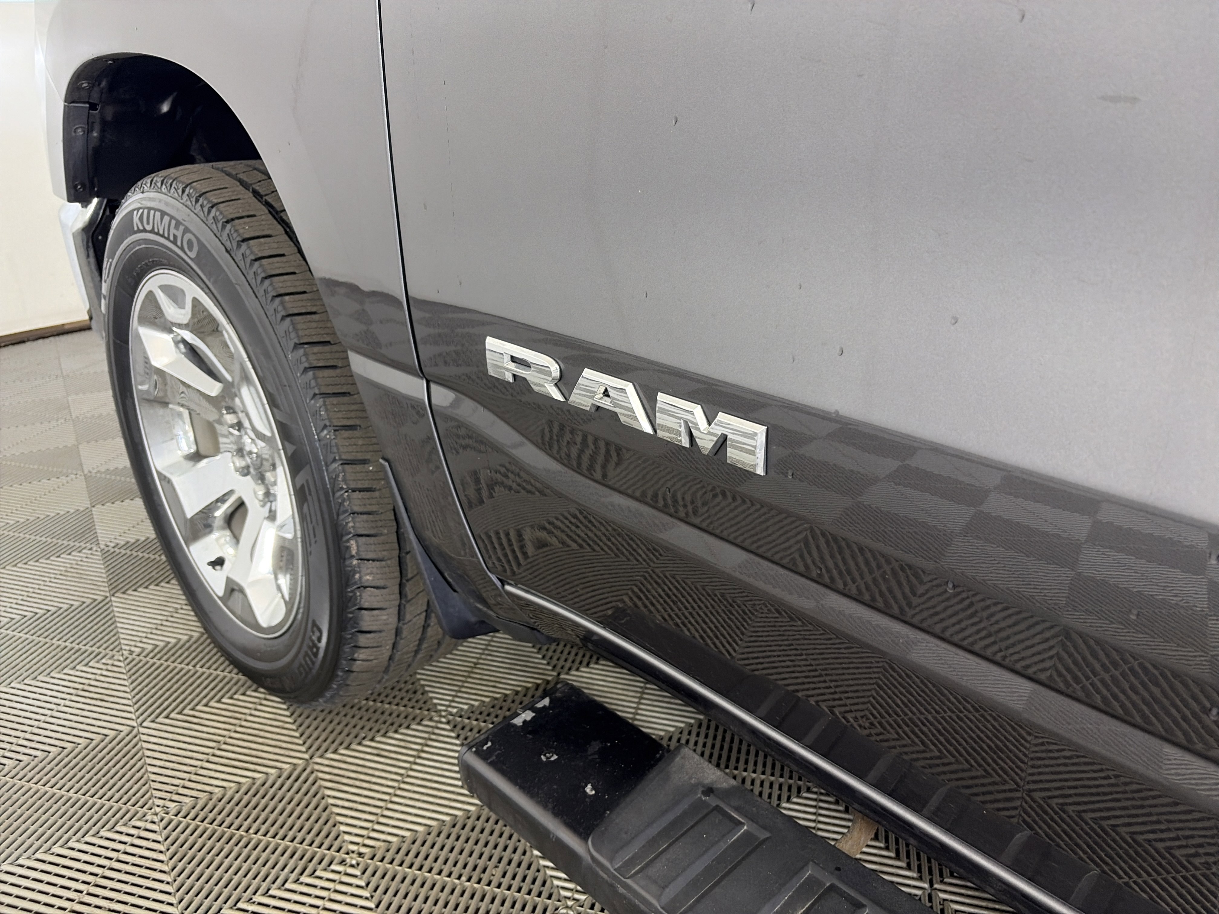 Used 2022 RAM 1500 Big Horn AWD/4WD image 17