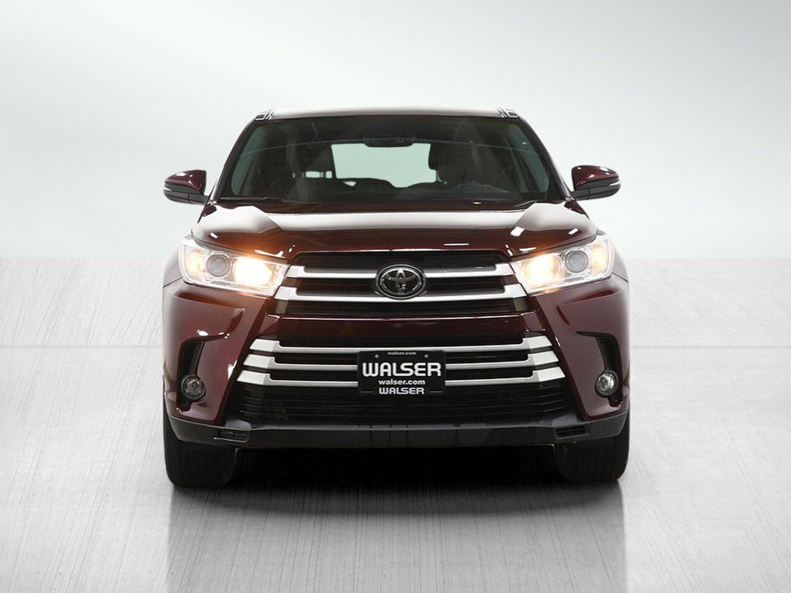 Used 2019 Toyota Highlander XLE AWD/4WD image 8