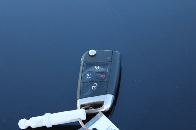 Used 2015 Volkswagen GTI S FWD image 46