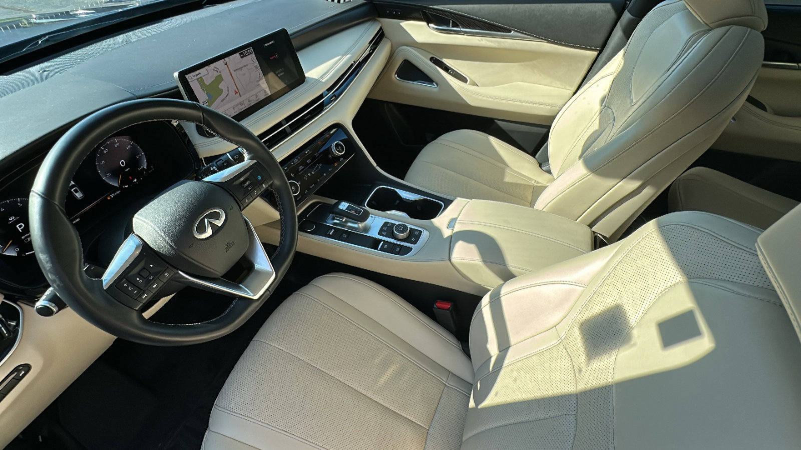 Certified 2022 INFINITI QX60 Sensory w/ Cargo Package AWD/4WD image 21