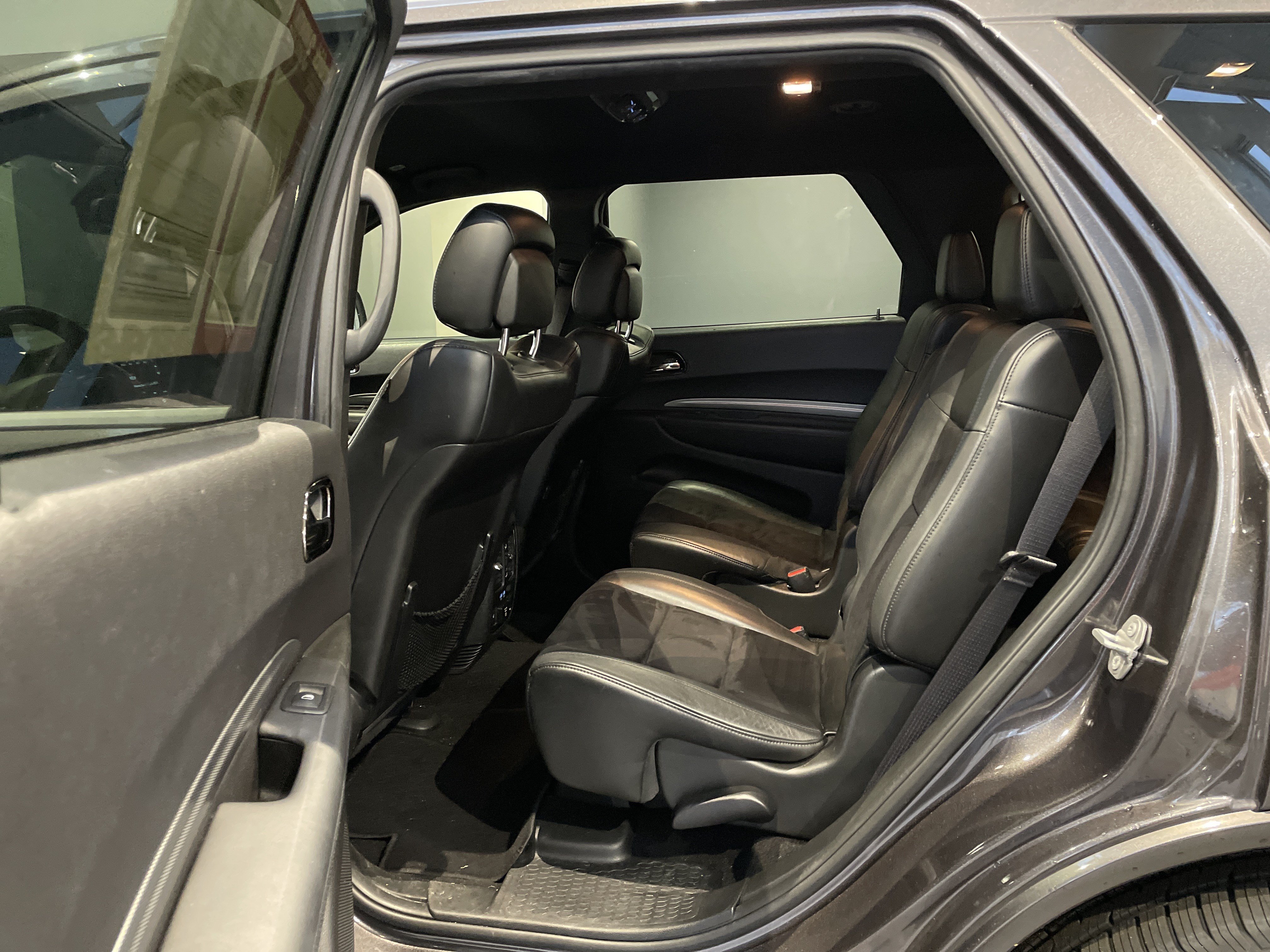 Used 2020 Dodge Durango R/T w/ Blacktop Package RWD image 36