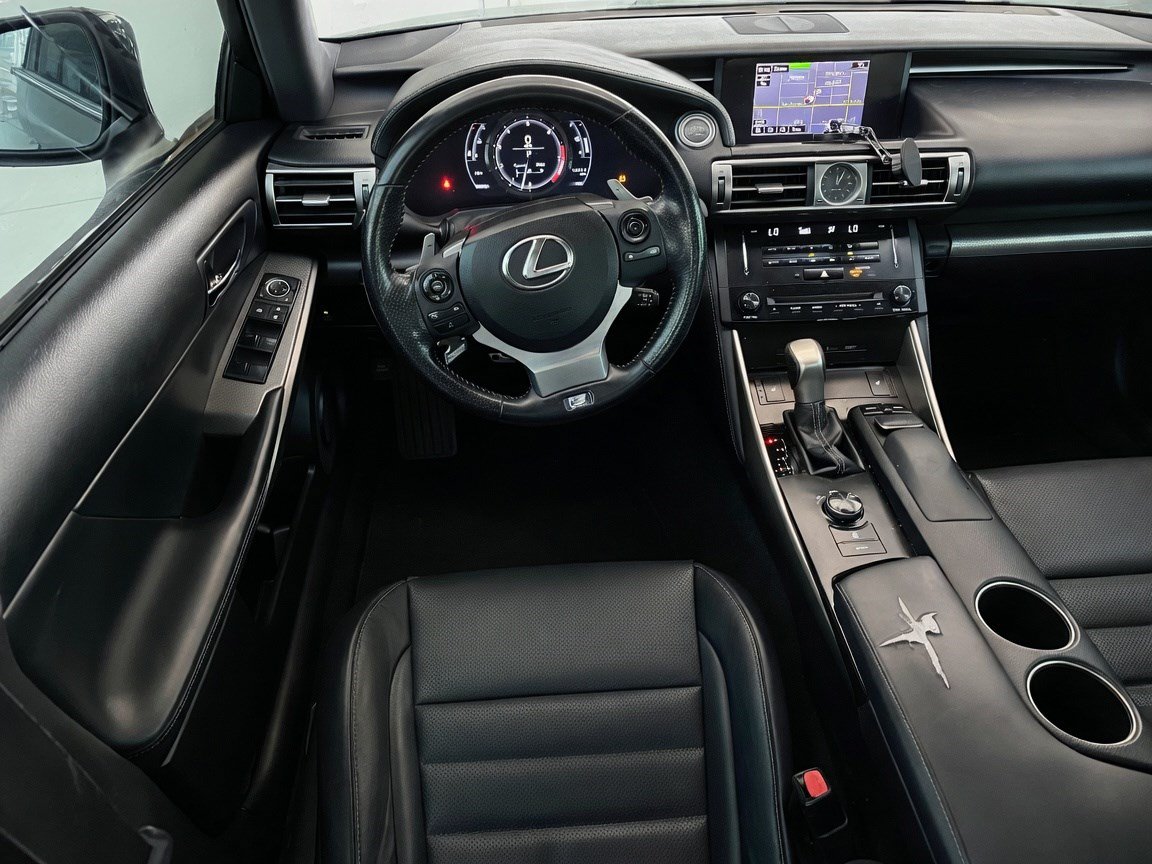 Used 2014 Lexus IS 250 w/ F-Sport Package RWD image 15