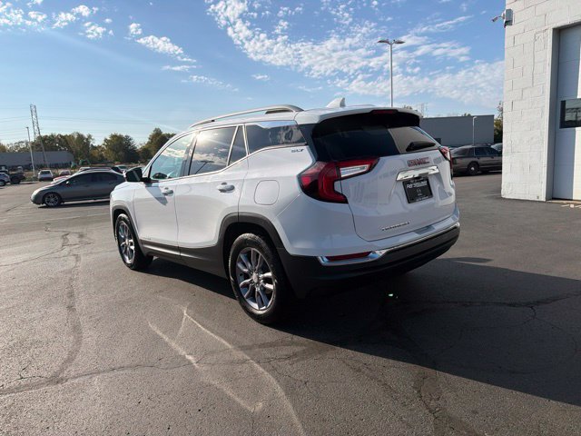 Used 2023 GMC Terrain SLT FWD image 14