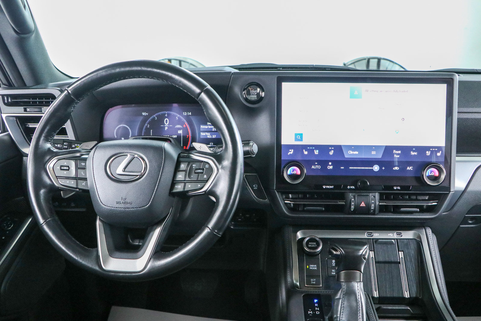 Used 2025 Lexus GX 550 w/ Accessory Package (2T) AWD/4WD image 18