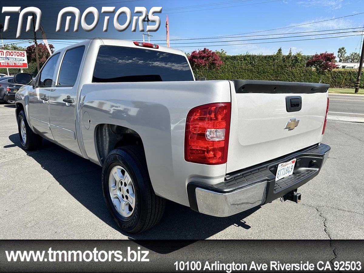 Used 2008 Chevrolet Silverado 1500 LT w/ Max Trailering Pack RWD image 4