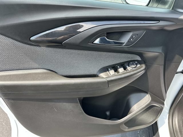 Certified 2021 Chevrolet TrailBlazer LT w/ Convenience Package FWD image 18