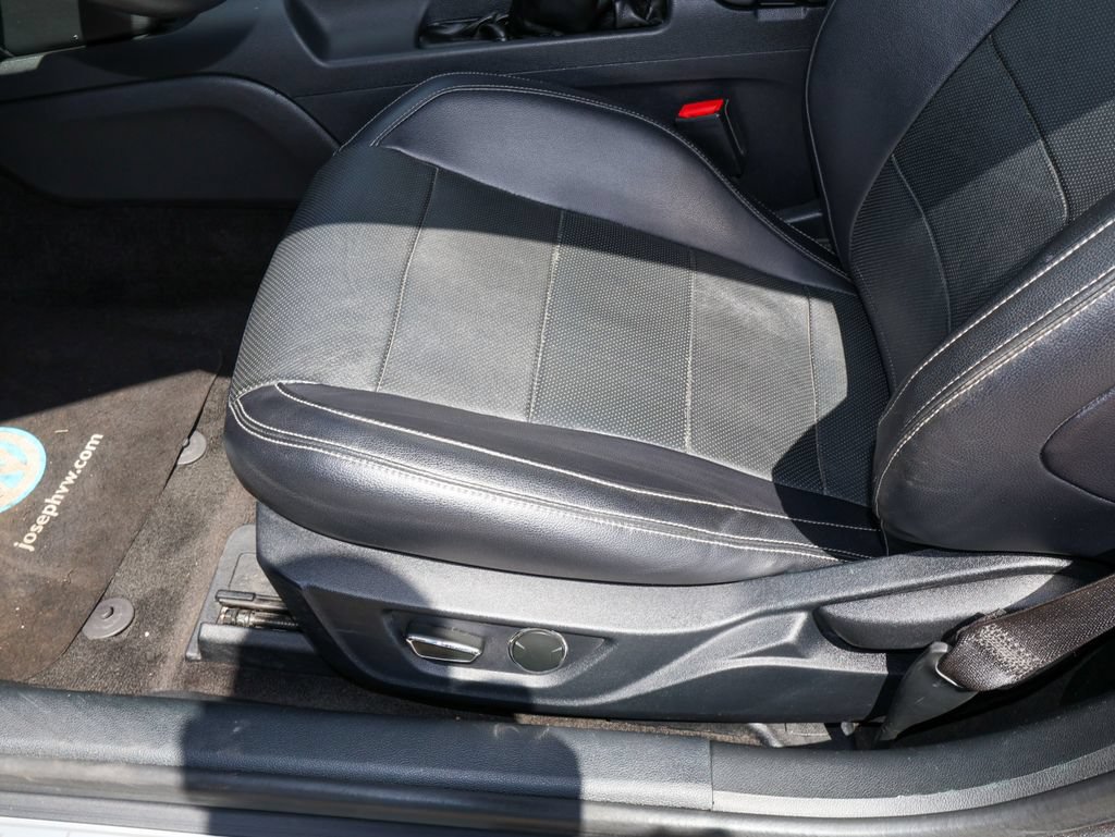 Used 2016 Ford Mustang GT RWD image 13