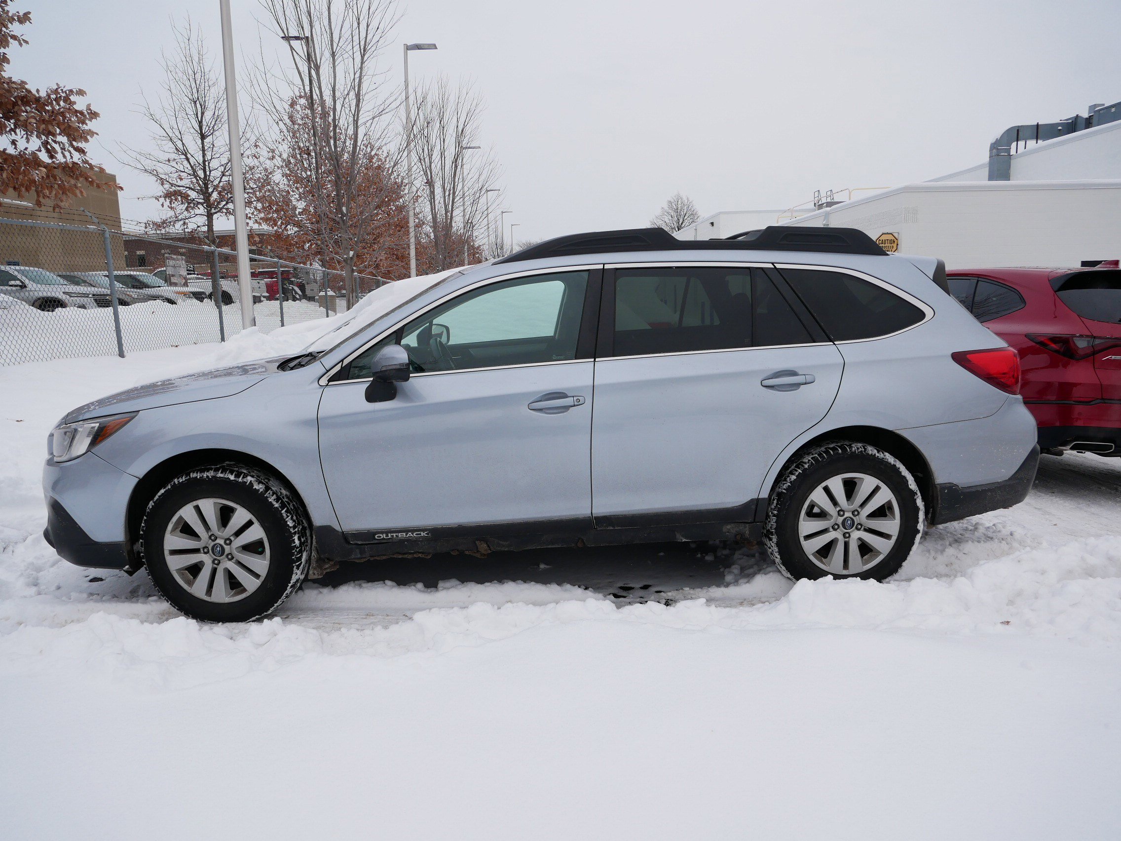 Used 2018 Subaru Outback 2.5i Premium image 4
