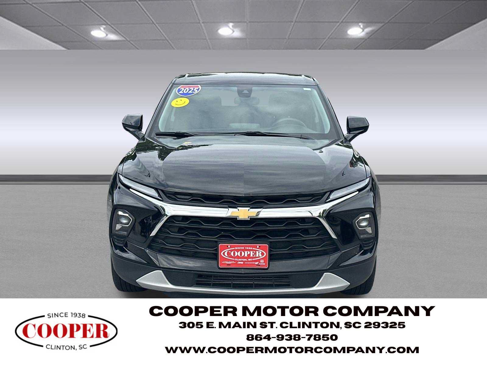 Used 2025 Chevrolet Blazer LT FWD image 8
