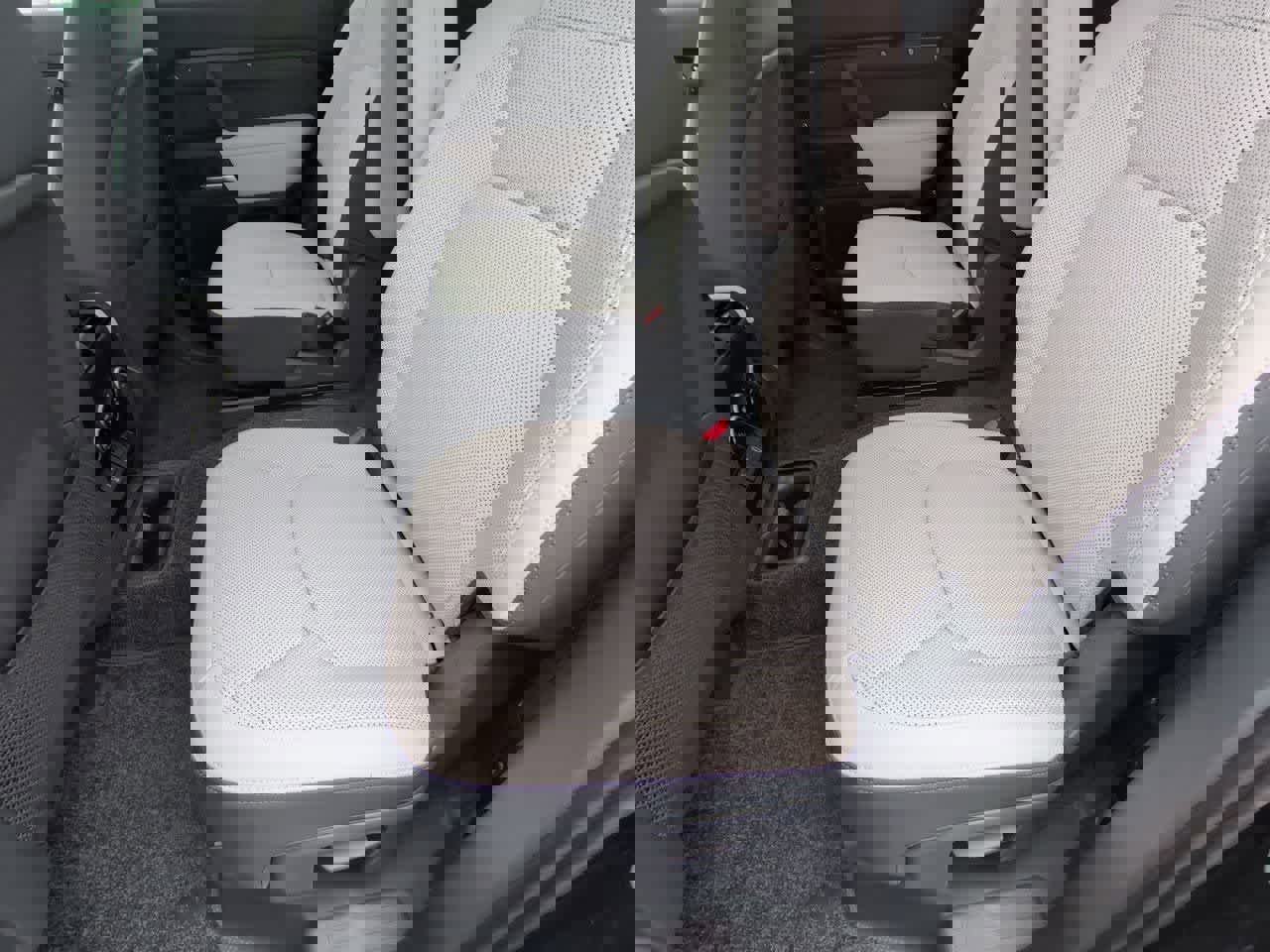 New 2026 Land Rover Defender 130 S image 20