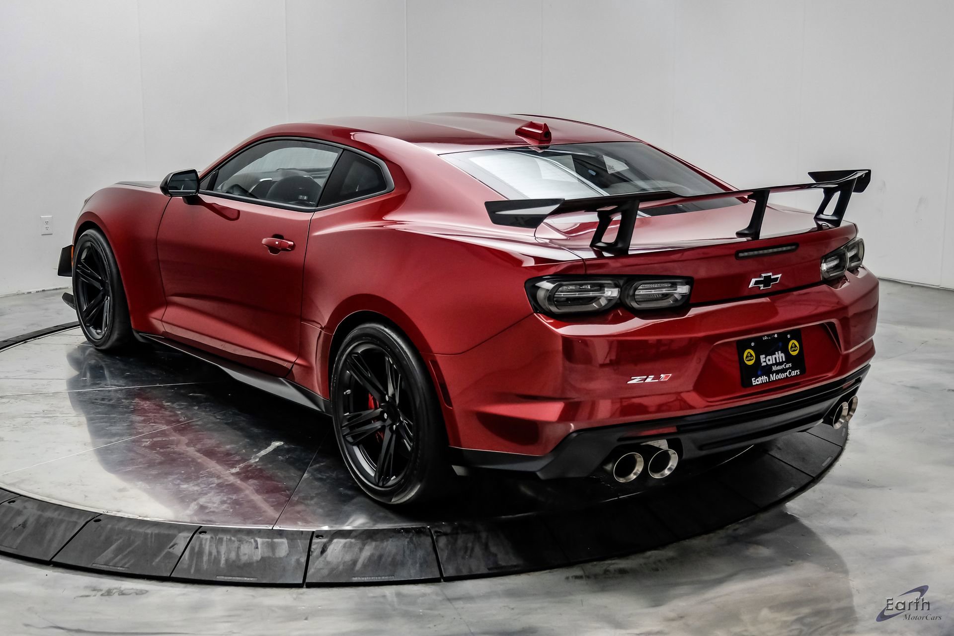 Used 2023 Chevrolet Camaro ZL1 RWD image 13