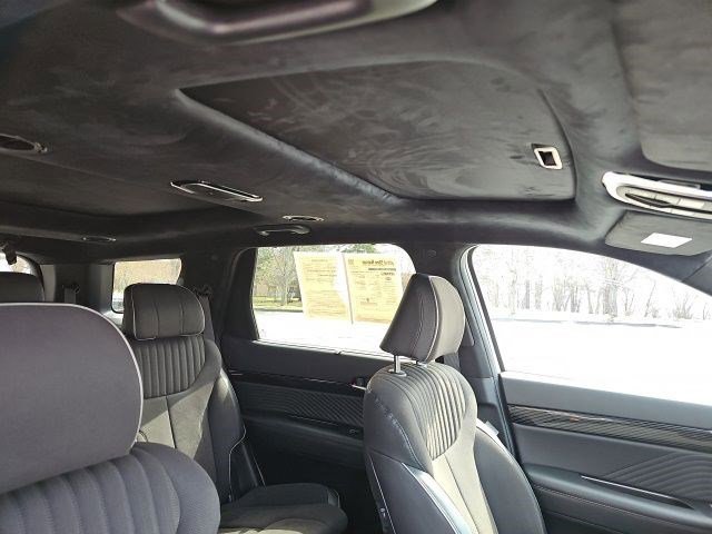 Used 2025 Hyundai Palisade Calligraphy image 13