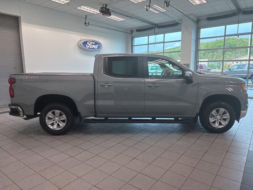 Used 2024 Chevrolet Silverado 1500 LT w/ Protection Package AWD/4WD image 15