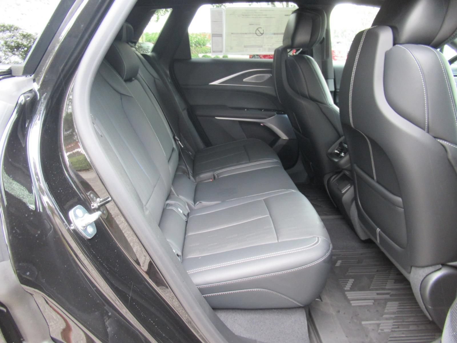 New 2026 Cadillac Lyriq Premium Sport AWD/4WD image 29