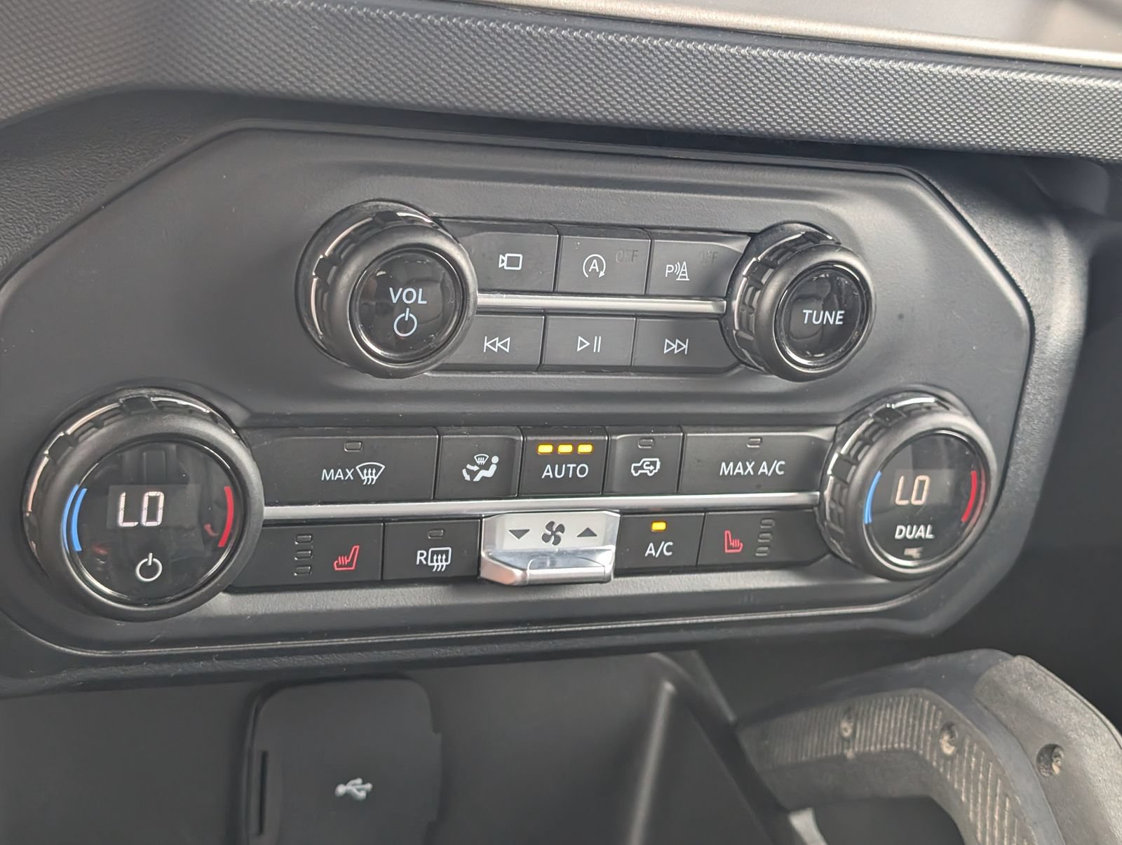Used 2023 Ford Bronco Raptor AWD/4WD image 24