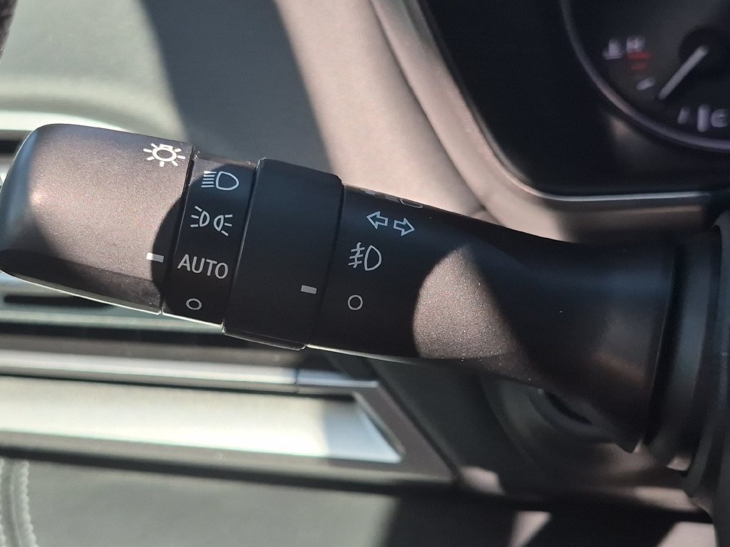 Used 2020 Subaru Outback Limited AWD/4WD image 19