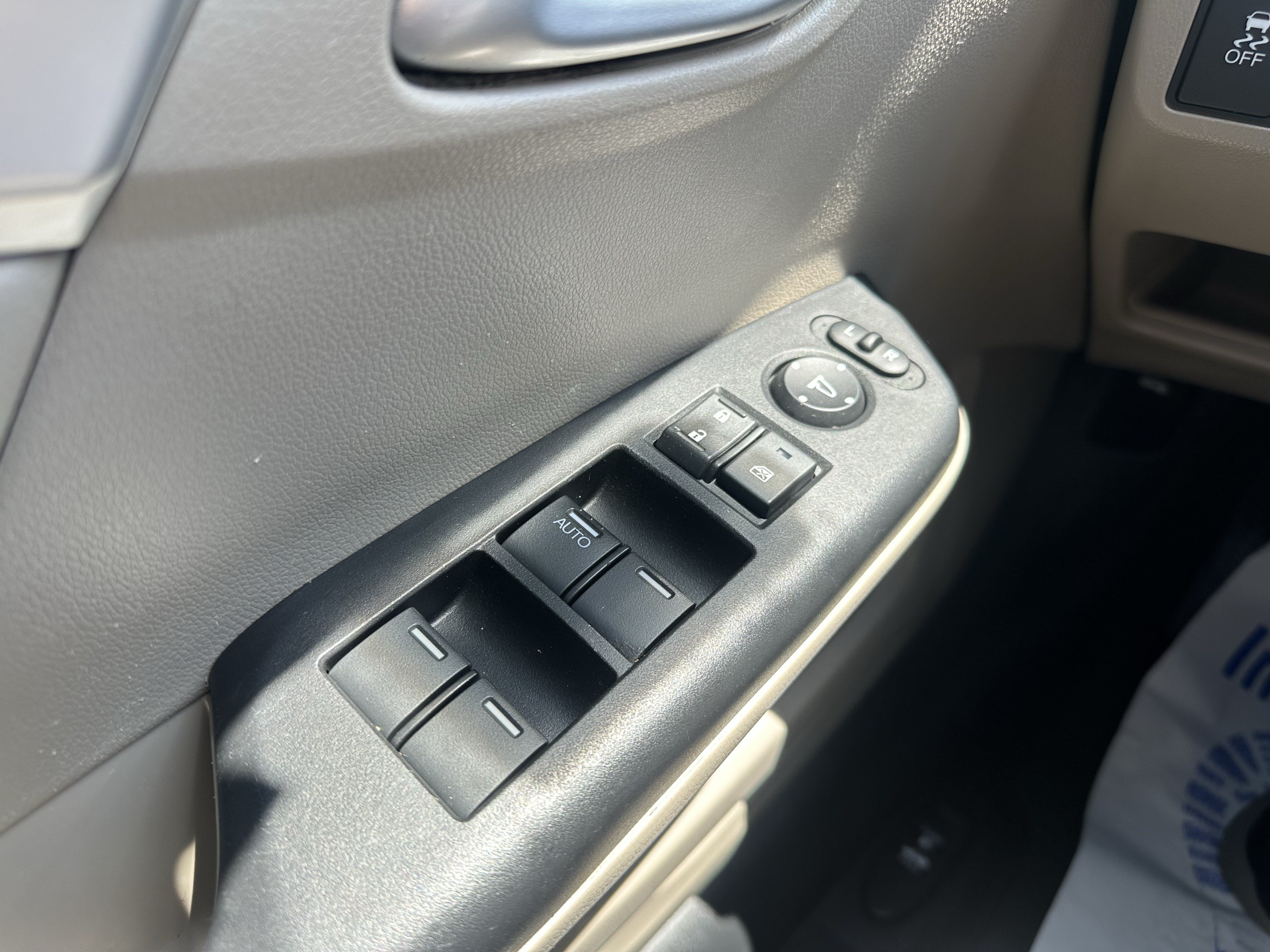 Used 2015 Honda Civic EX-L image 19