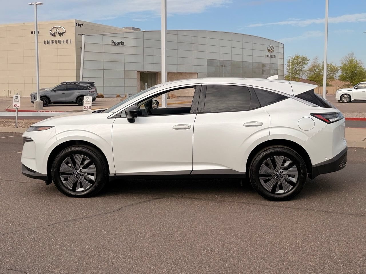 Certified 2025 Nissan Murano SL AWD/4WD image 3