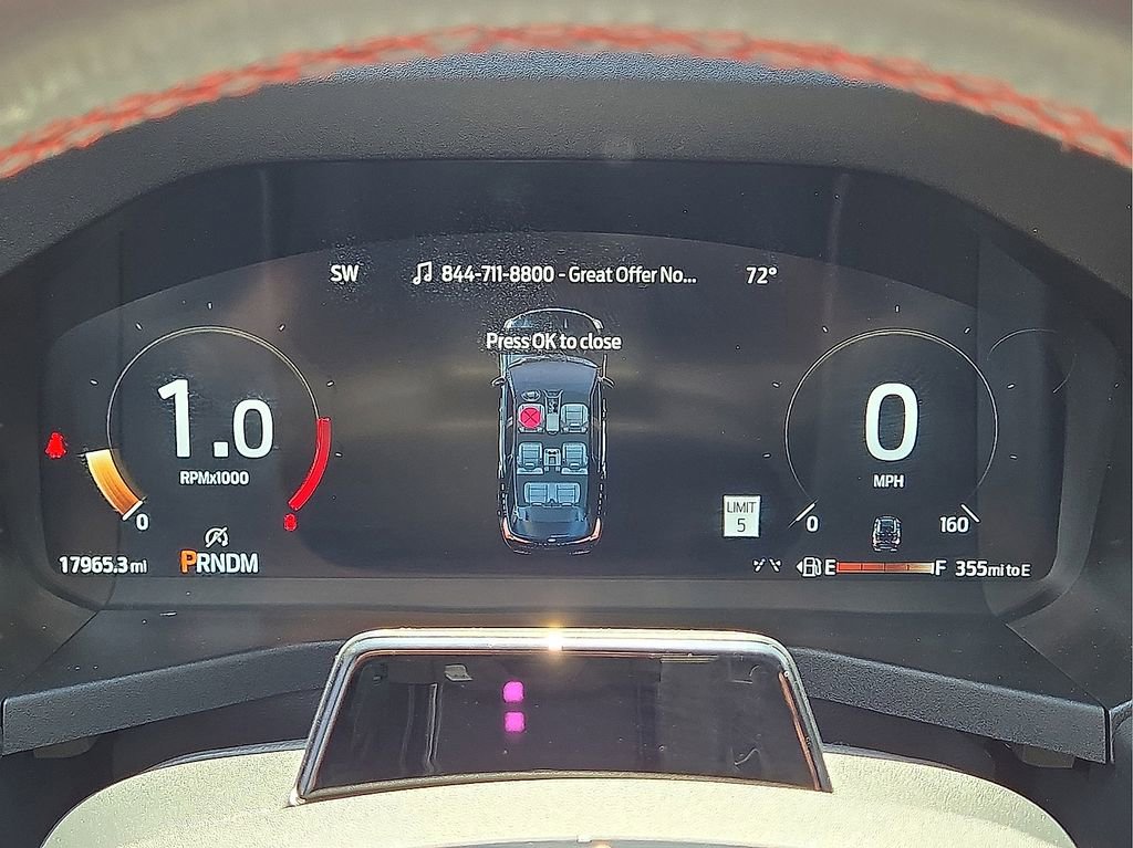 Used 2025 Ford Explorer ST image 27