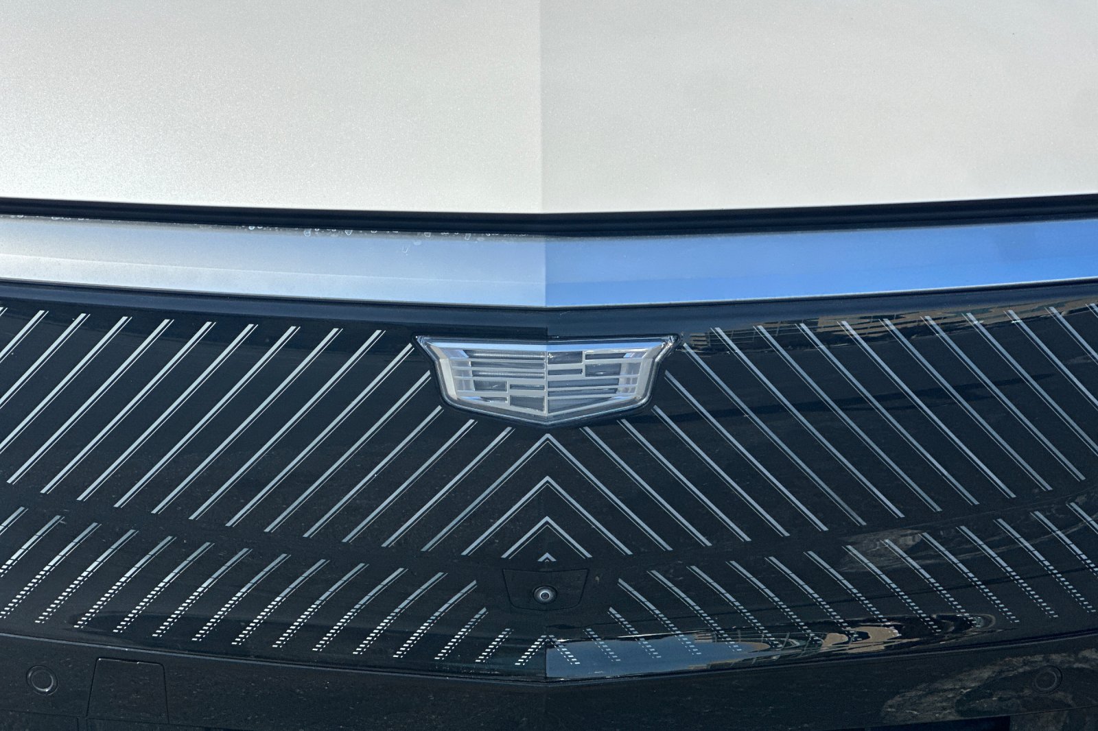 Used 2025 Cadillac Lyriq Luxury AWD/4WD image 46