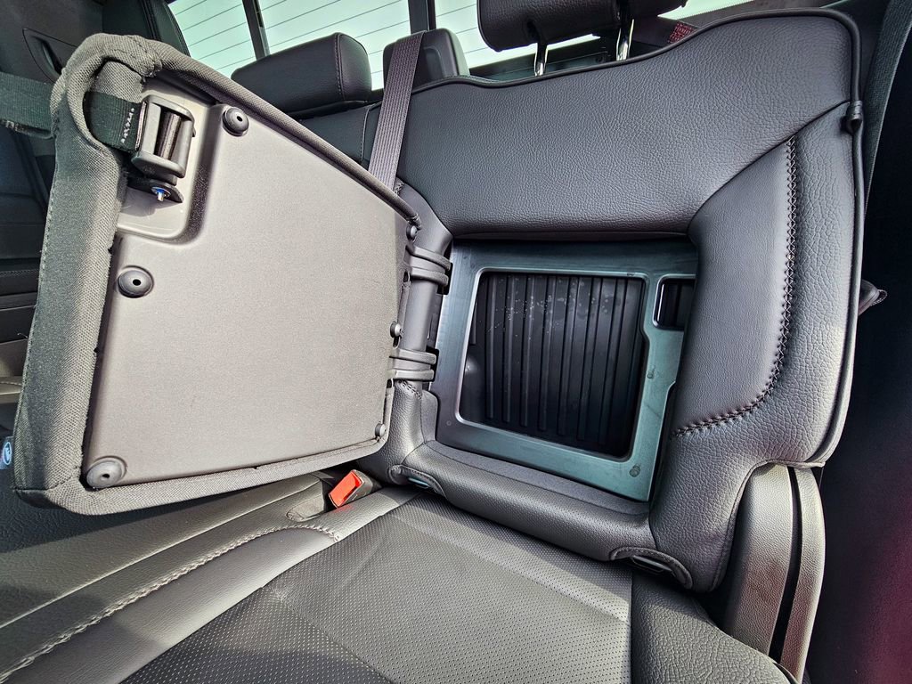 Certified 2024 GMC Sierra 2500 Denali w/ Denali Reserve Package image 39