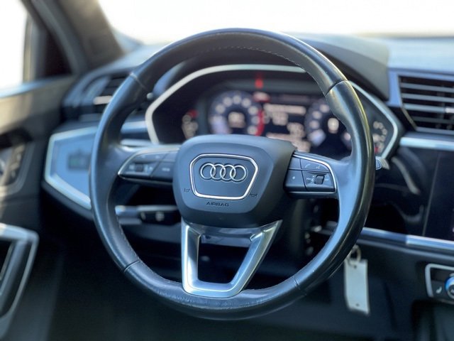 Used 2021 Audi Q3 2.0T Premium image 35
