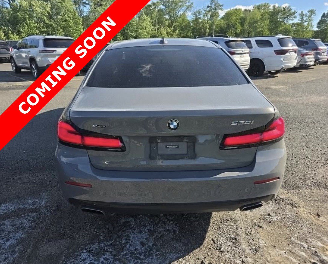 Used 2021 BMW 530i xDrive w/ Premium Package AWD/4WD image 4