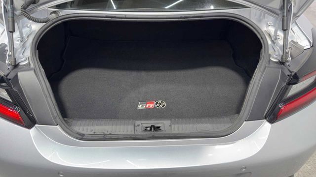Used 2022 Toyota GR86 Premium image 32