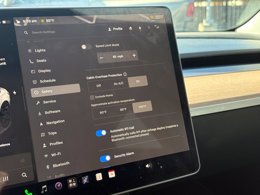 Used 2023 Tesla Model 3 Standard Range RWD image 24