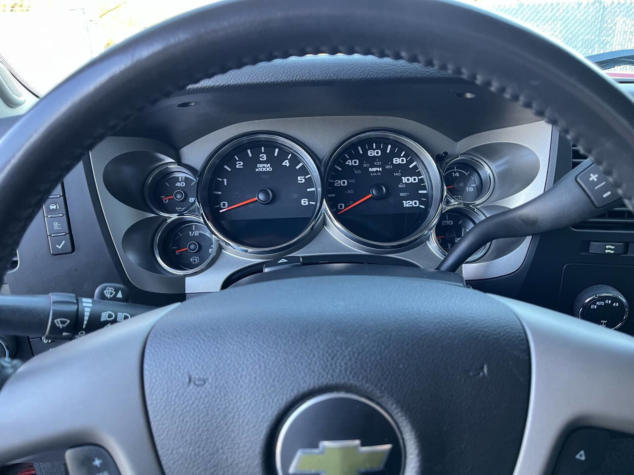 Used 2012 Chevrolet Silverado 1500 LT image 13