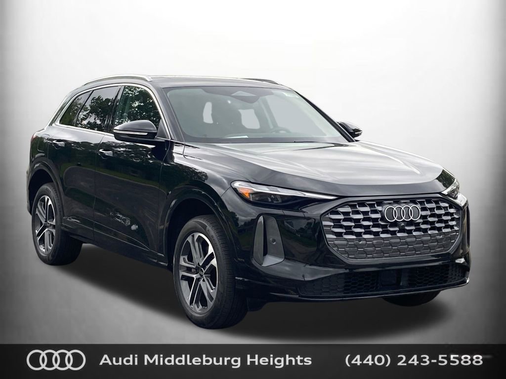 Used 2025 Audi Q5 Premium w/ Convenience Package
