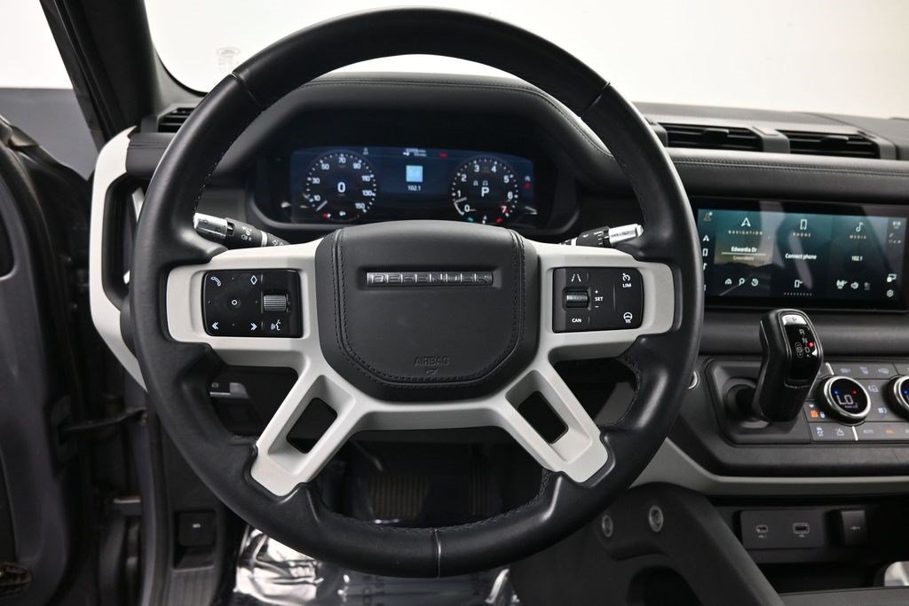 Used 2020 Land Rover Defender 110 SE AWD/4WD image 11