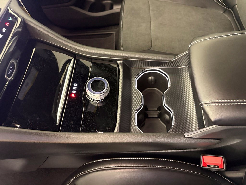 New 2027 Jeep Grand Cherokee Altitude RWD image 28