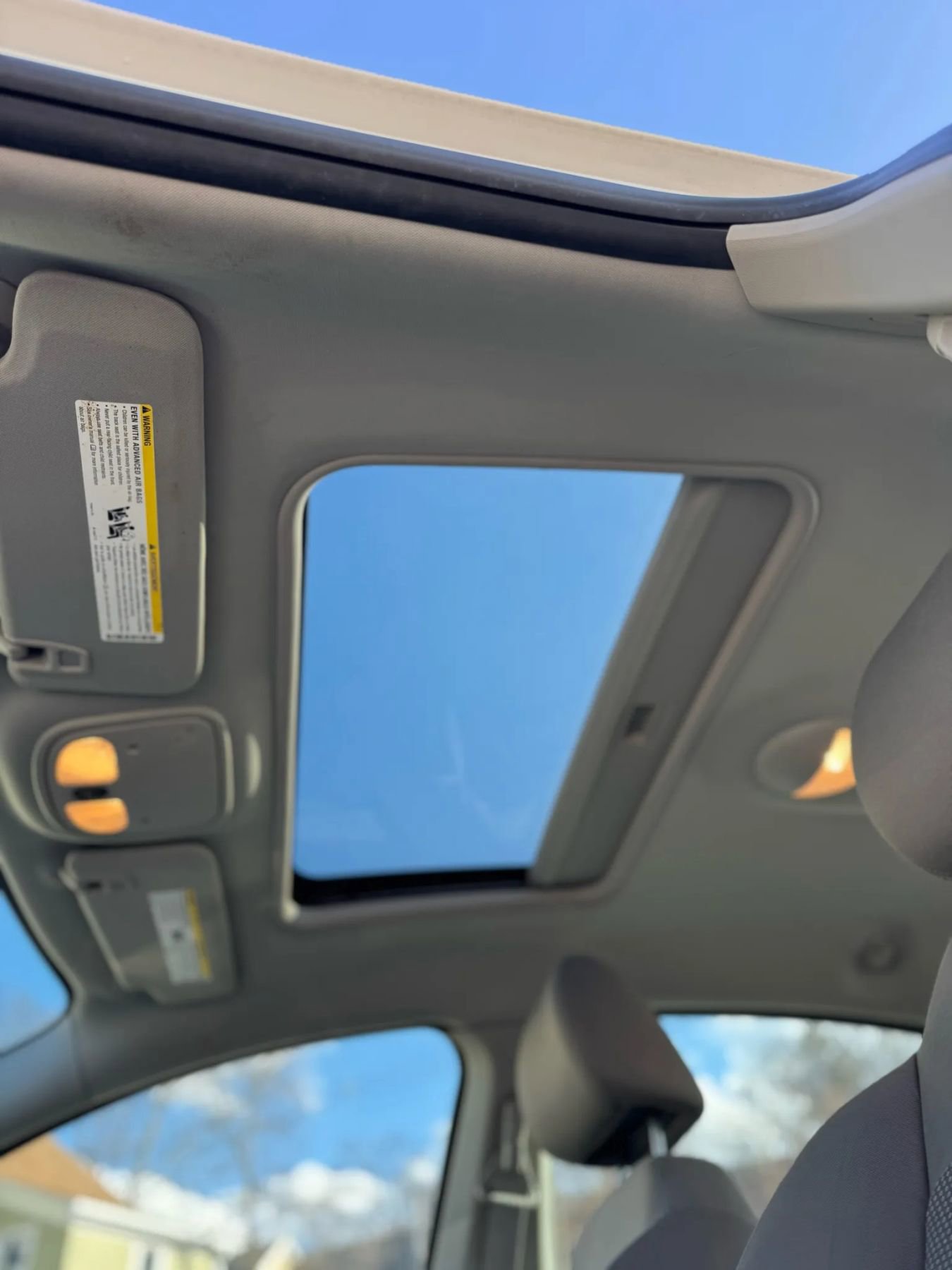 Used 2011 Chevrolet Malibu LT w/ White Diamond Premium Package image 18