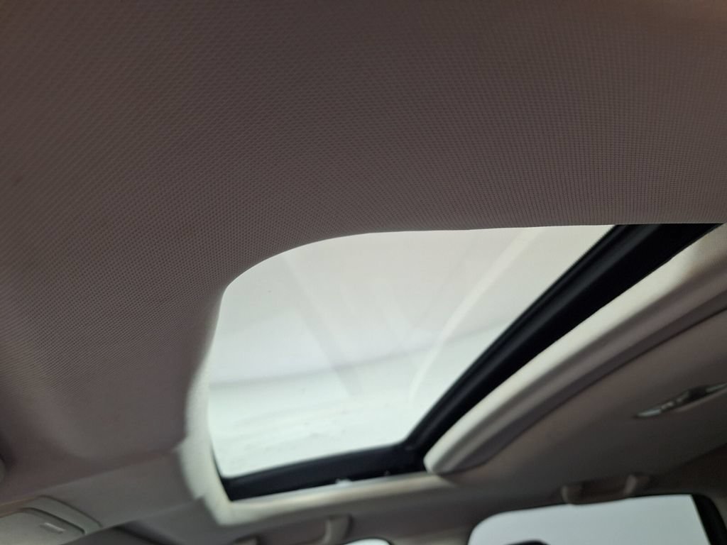 Used 2012 Honda CR-V EX image 14
