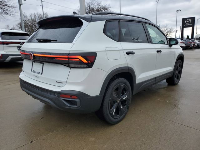 New 2026 Volkswagen Taos SE image 4