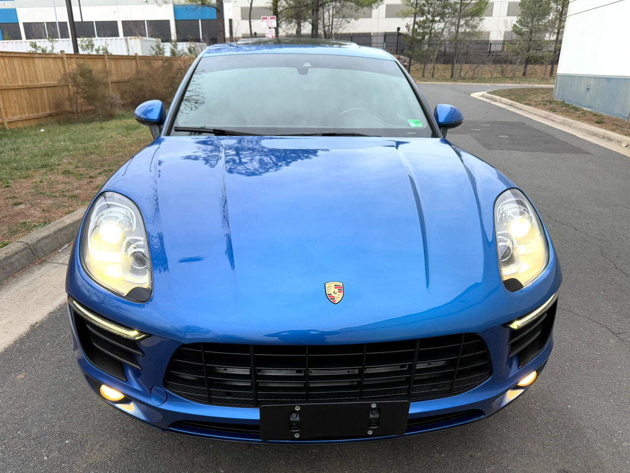 Used 2018 Porsche Macan image 12