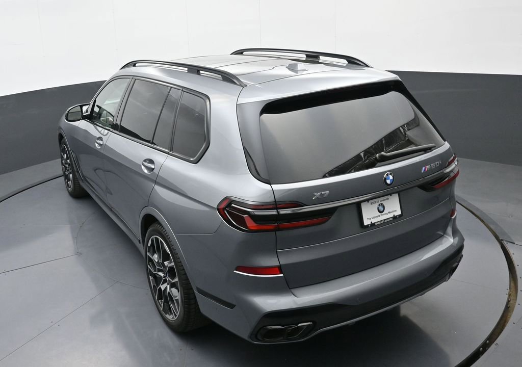 Used 2025 BMW X7 M60i w/ Executive Package image 34