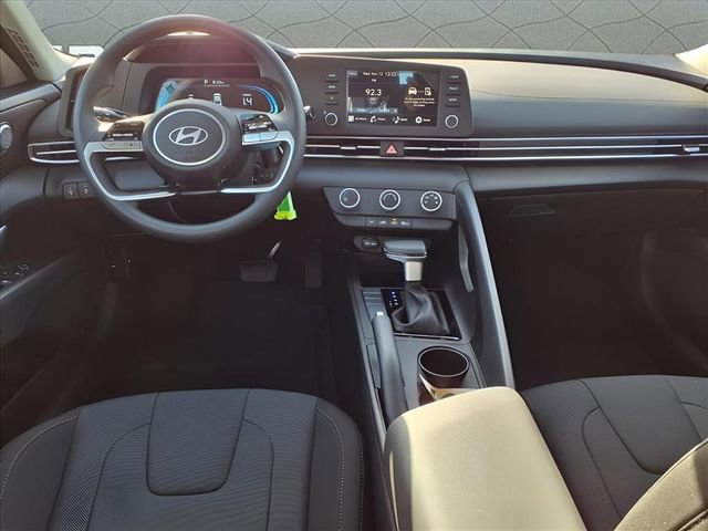 New 2026 Hyundai Elantra SE image 7