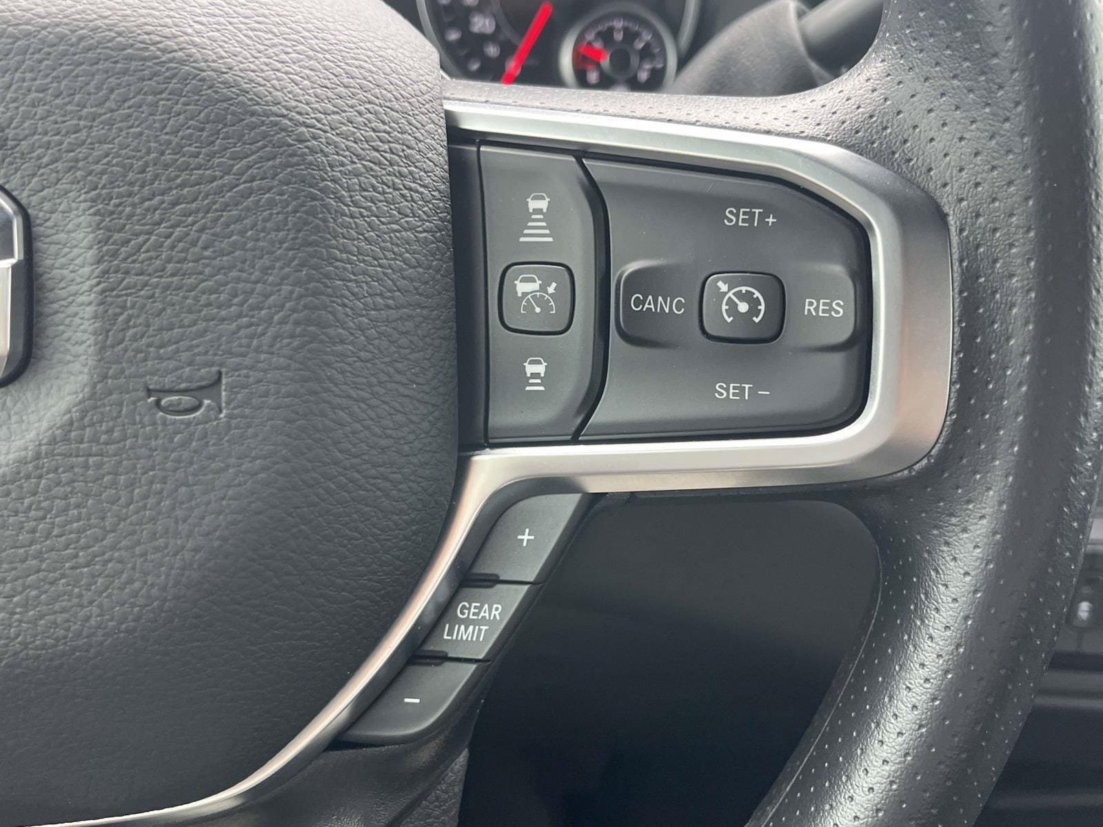 New 2026 RAM 2500 Tradesman AWD/4WD image 12