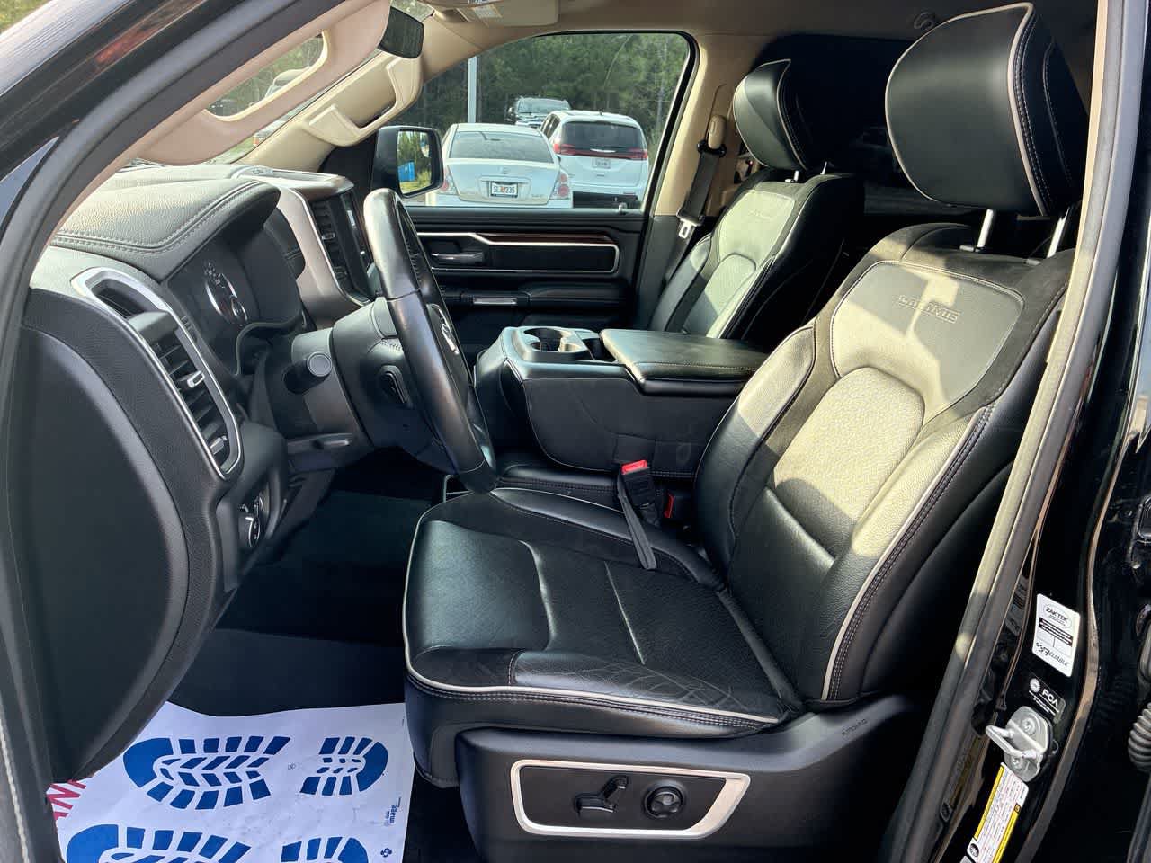 Used 2021 RAM 1500 Laramie AWD/4WD image 18