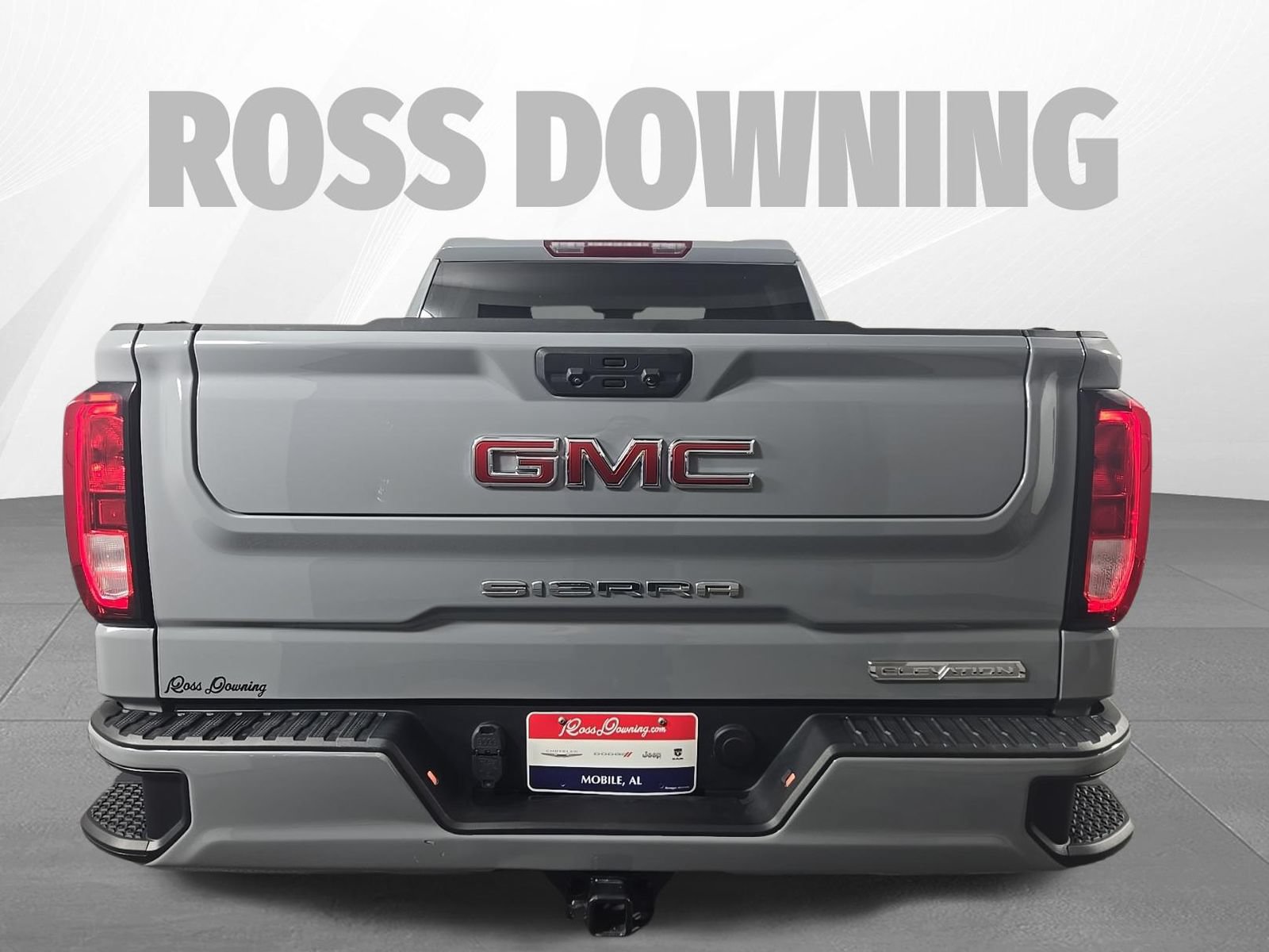 Used 2024 GMC Sierra 1500 Elevation RWD image 5