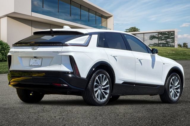Certified 2024 Cadillac Lyriq Sport AWD/4WD image 4