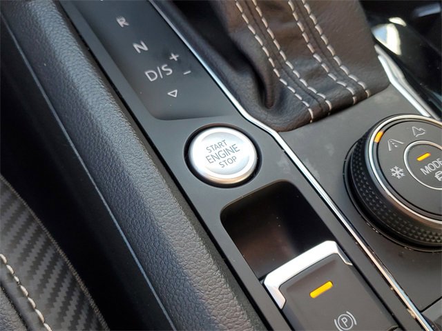 Used 2022 Volkswagen Atlas Cross Sport SEL R-Line image 24