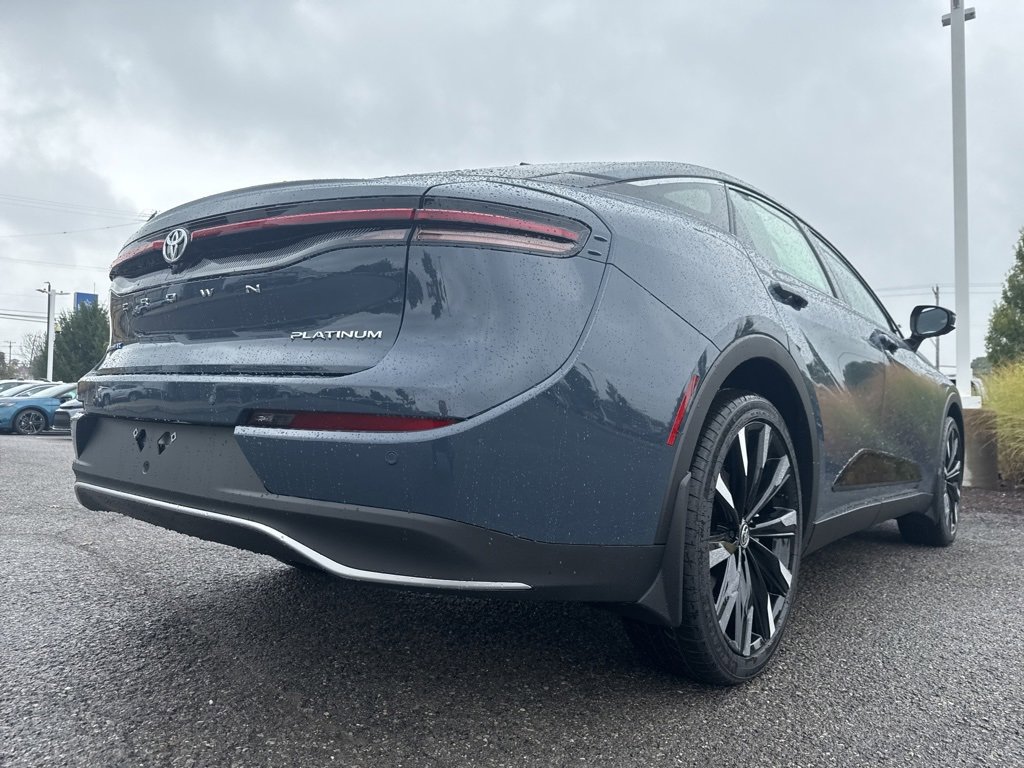 New 2026 Toyota Crown Platinum image 14