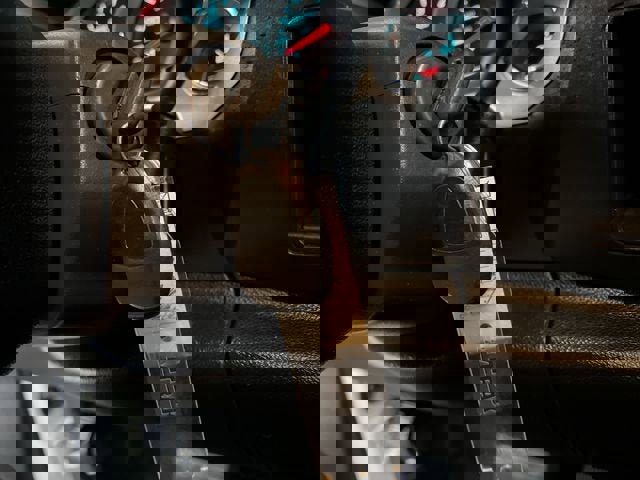 Certified 2011 GMC Sierra 1500 SLE w/ Power Tech Package image 15