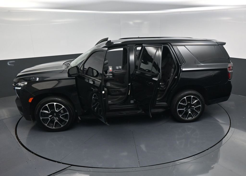 Used 2024 Chevrolet Tahoe RST w/ Luxury Package image 25