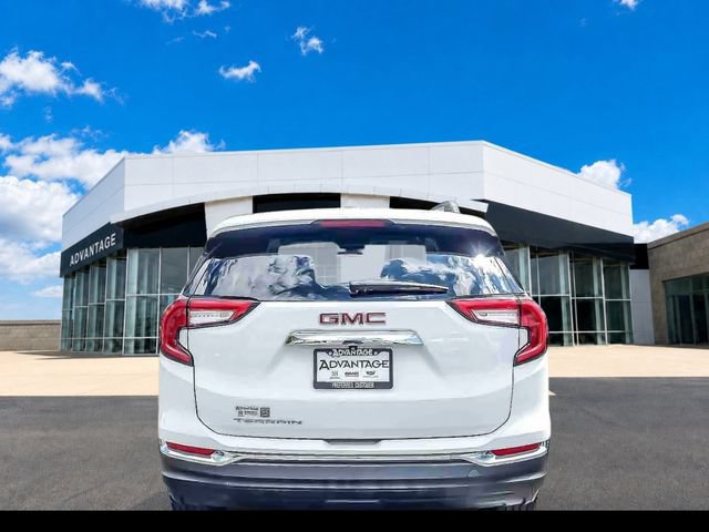 Certified 2024 GMC Terrain SLT FWD image 8